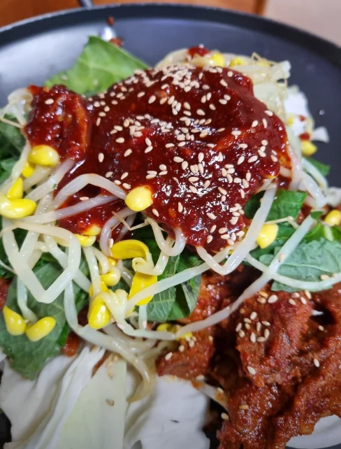 옛날식당더덕구이두루치기