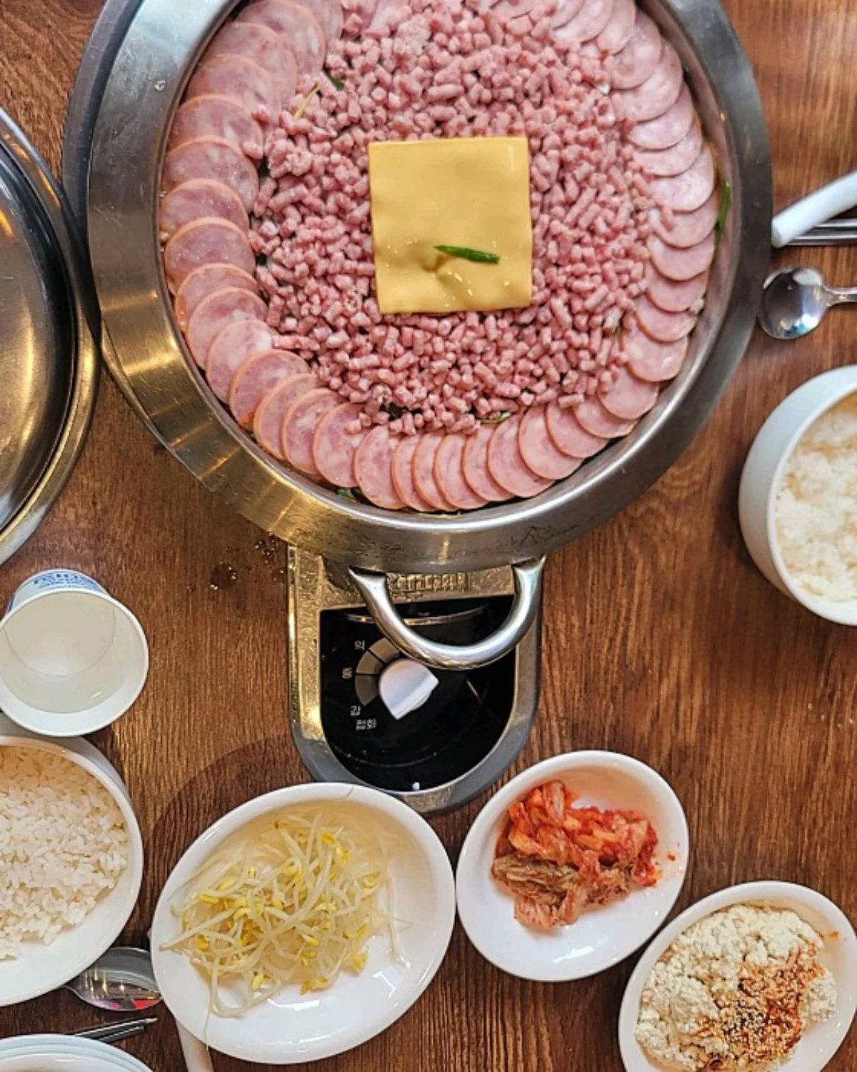 부대찌개 대사관